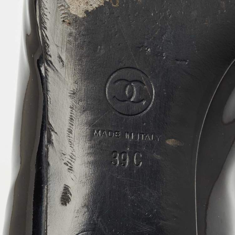 Pre Owned Chanel Black Patent Leather CC Pearl Embellished Ballet Flats Size 39