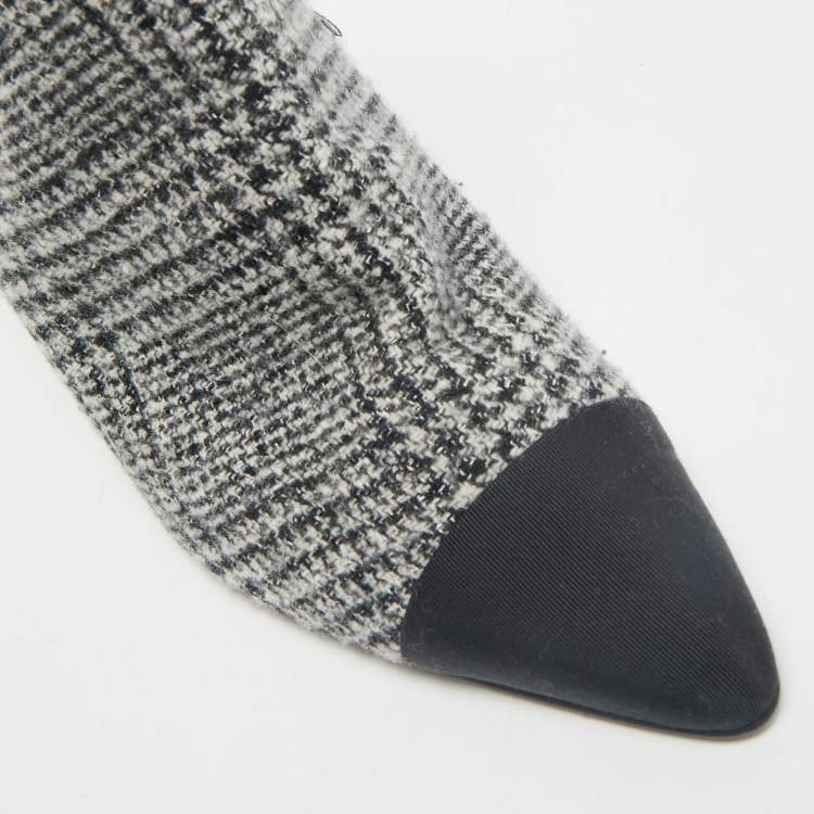 Pre Owned Chanel Black/White Plaid Check Tweed Pointed Cap Toe Ankle Boots Size 37.5