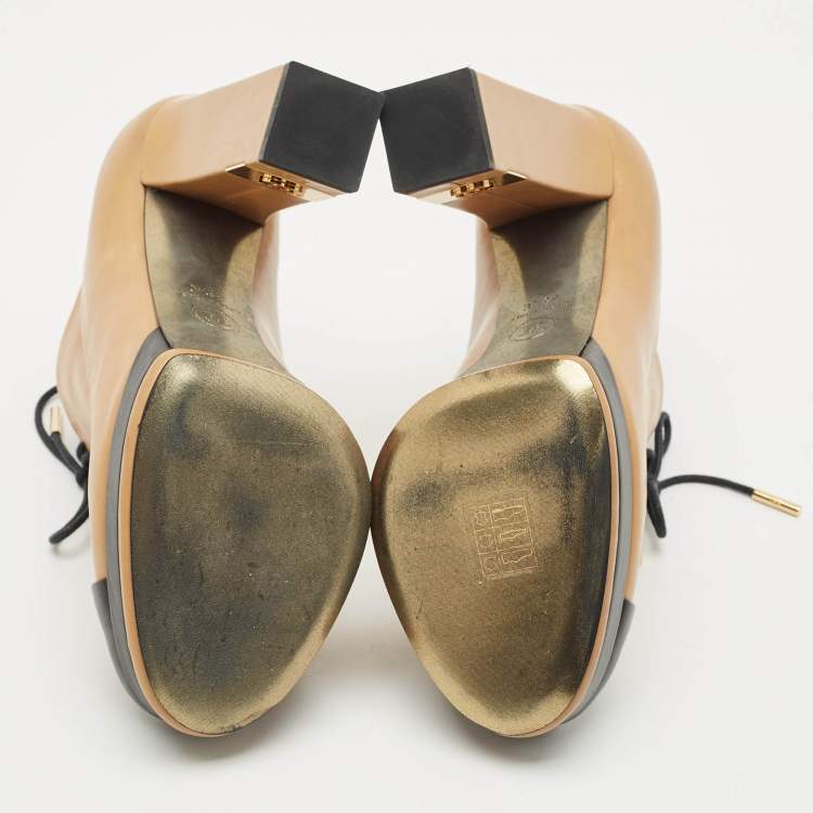 Pre Owned Chanel Beige/Black Leather Cap Toe Platform Ankle Boots Size 38.5