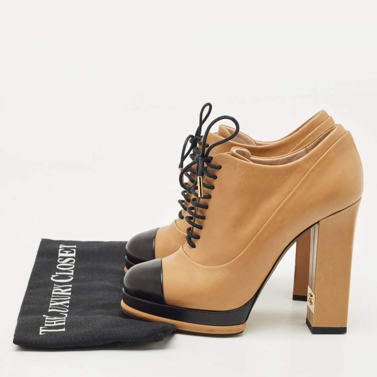 Pre Owned Chanel Beige/Black Leather Cap Toe Platform Ankle Boots Size 38.5
