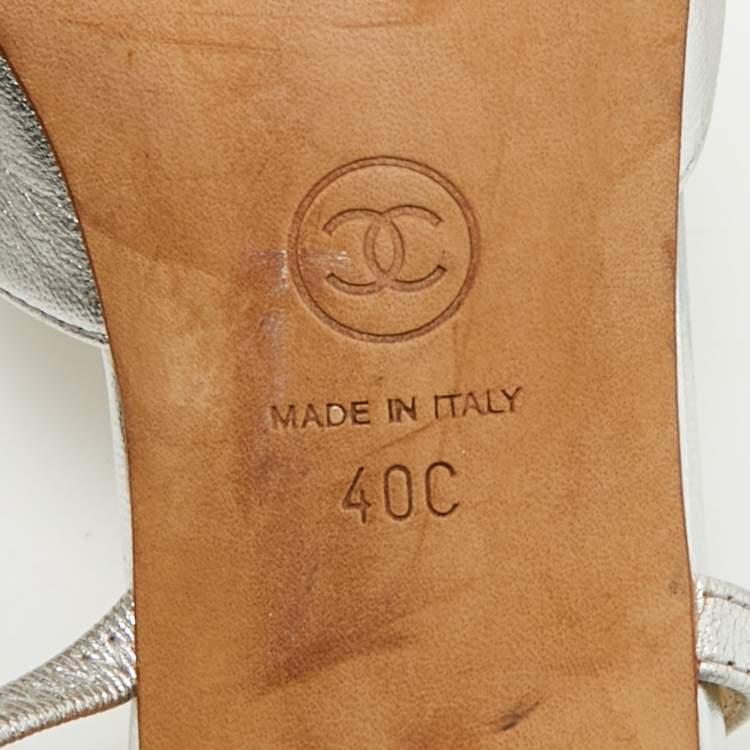 Pre Owned Chanel Silver Leather CC Slingback Pumps Size 40