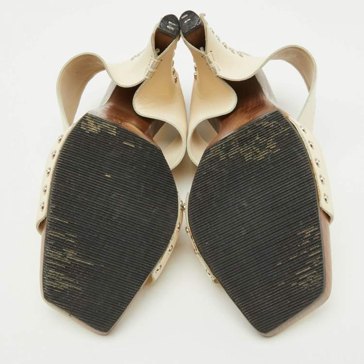 Pre Owned Chanel Off White Leather Platform Slide Sandals Size 39