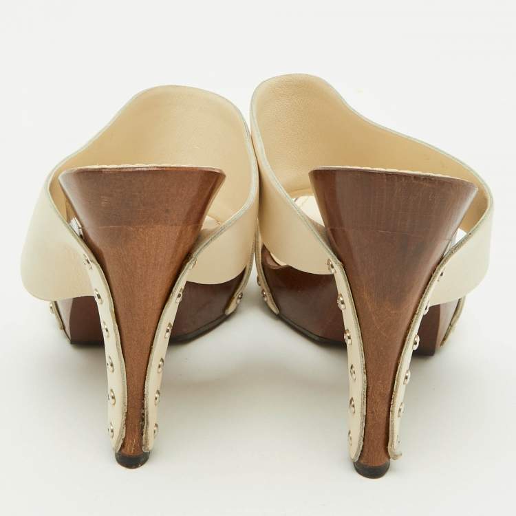 Pre Owned Chanel Off White Leather Platform Slide Sandals Size 39