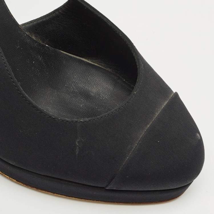 Pre Owned Chanel Black Canvas CC Cap Toe Slingback Pumps Size 37