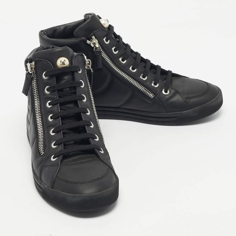 Pre Owned Chanel Black Leather and Rubber High Top Sneakers Size 38