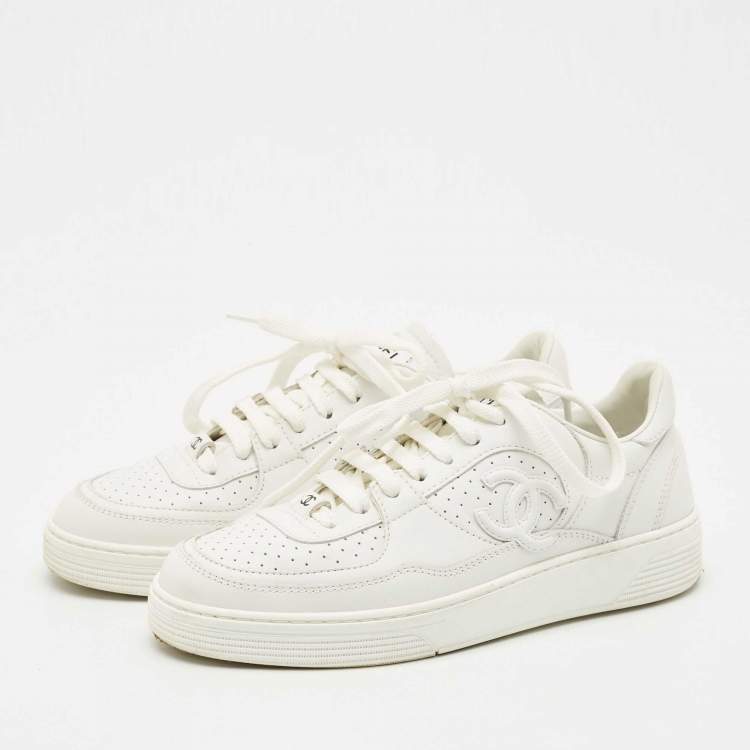 Pre Owned Chanel White Leather CC Low Top Sneakers Size 36.5