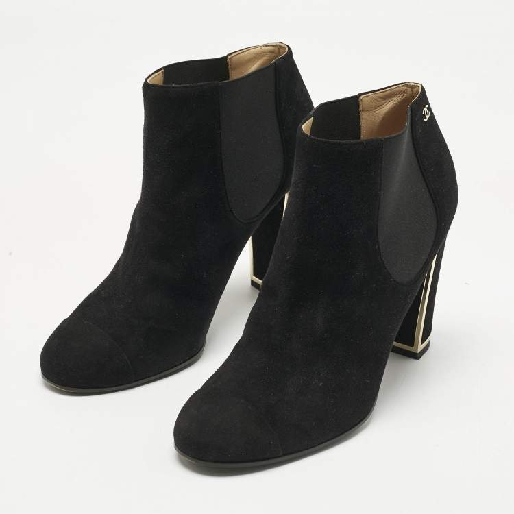 Pre Owned Chanel Black Suede Cap Toe Ankle Length Boots Size 40.5