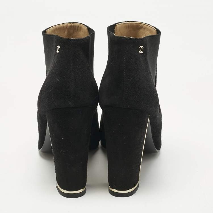 Pre Owned Chanel Black Suede Cap Toe Ankle Length Boots Size 40.5