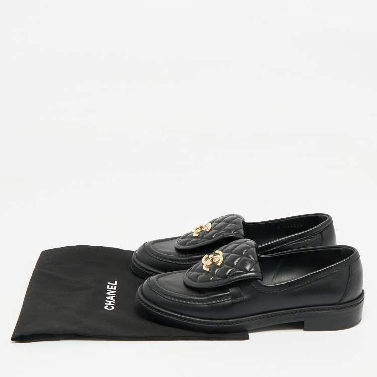 Pre Owned Chanel Black Quilted Leather CC Turnlock Loafers Size 37