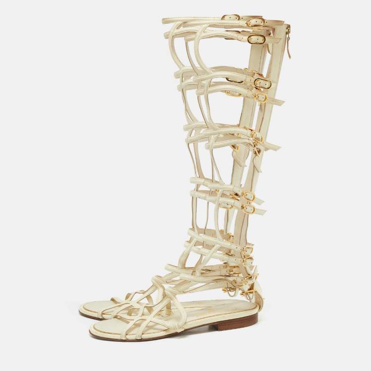 Pre Owned Chanel Cream Leather Gladiator Flat Sandals Size 37