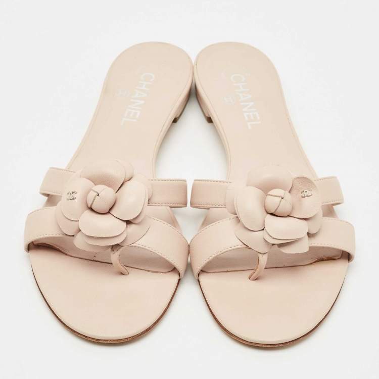 Pre Owned Chanel Beige Leather Flower Embellished Camellia Flat Slides Size 40
