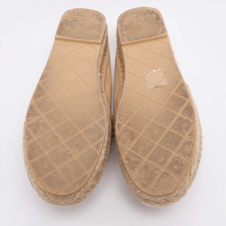 Pre Owned Chanel Beige Quilted Leather CC Logo Espadrille Flats Size 38