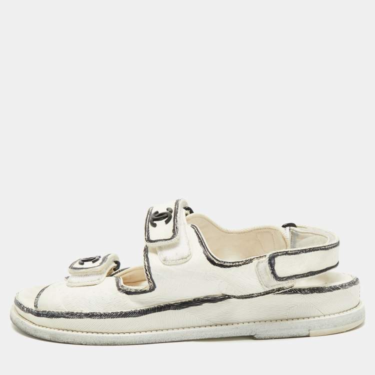 Pre Owned Chanel White/Black Leather Dad Slingback Flat Sandals Size 39