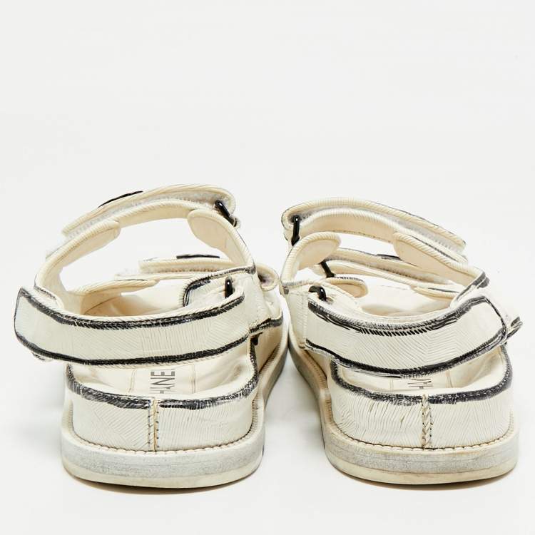 Pre Owned Chanel White/Black Leather Dad Slingback Flat Sandals Size 39