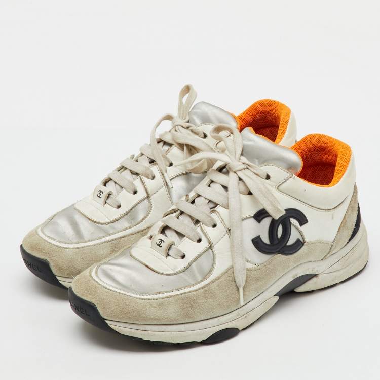 Pre Owned Chanel Grey/White Suede and Leather CC Low Top Sneakers Size 38.5