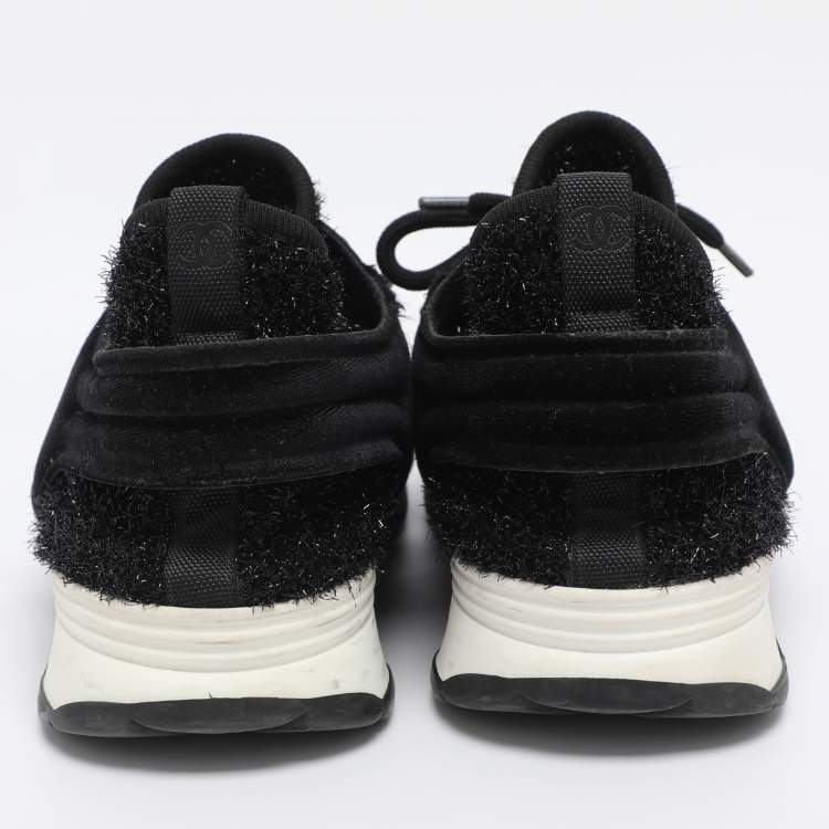 Pre Owned Chanel Black Metallic Lurex Fabric CC Trainers SLow Top neakers Size 39