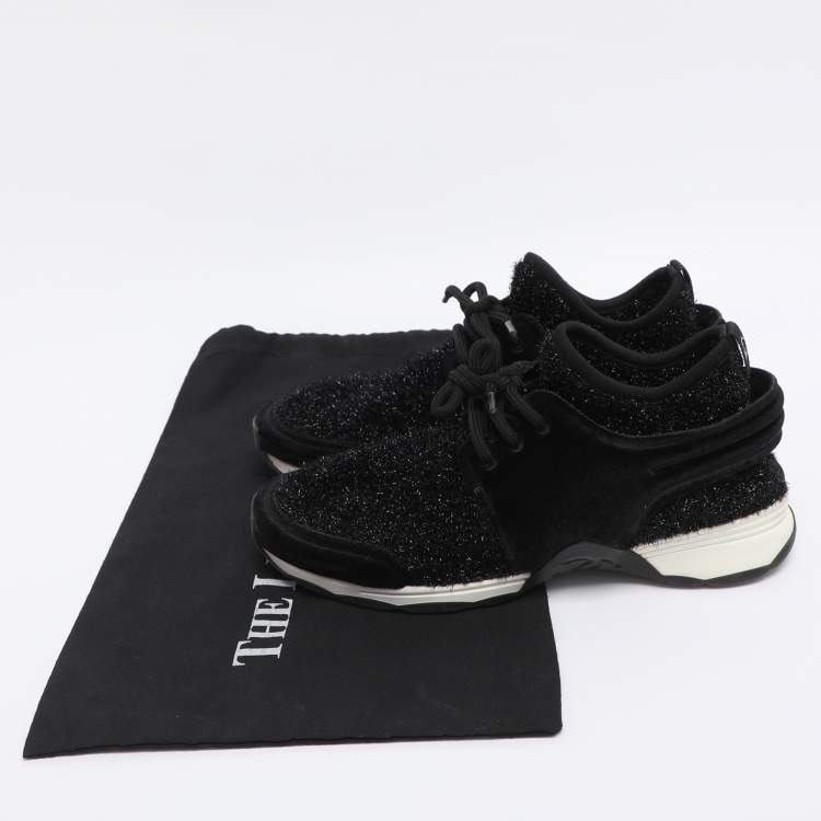 Pre Owned Chanel Black Metallic Lurex Fabric CC Trainers SLow Top neakers Size 39