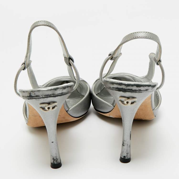 Pre Owned Chanel Black/Silver Leather and Canvas Pointed Toe Slingback Pumps Size 41