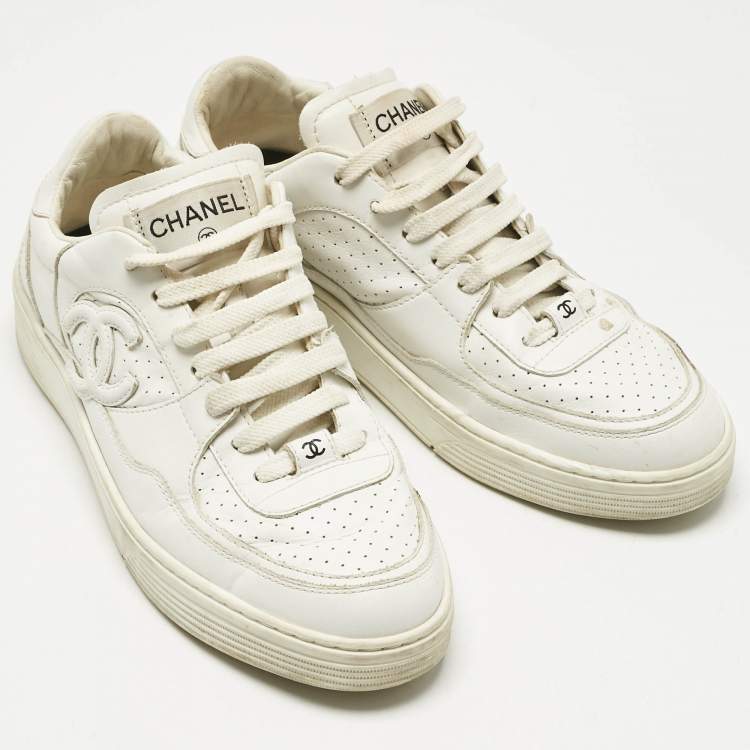 Pre Owned Chanel White Perforated Leather CC Low Top Sneakers Size 39
