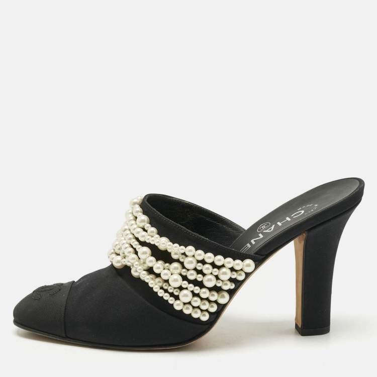 Pre Owned Chanel Black Canvas CC Cap Toe Pearl Embellished Mules Size 37.5