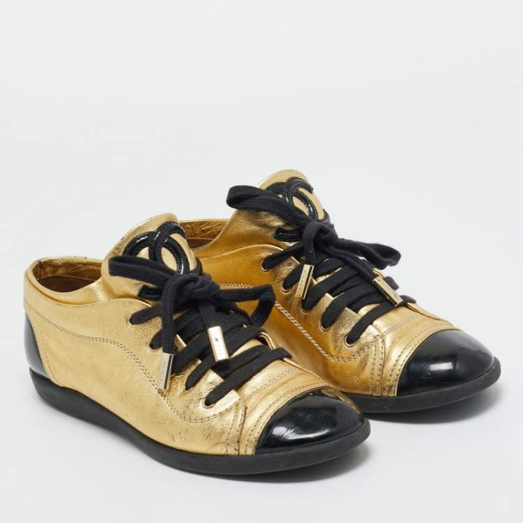 Pre Owned Chanel Gold/Black Patent And Leather Cap Toe Lace Up Sneakers Size 37
