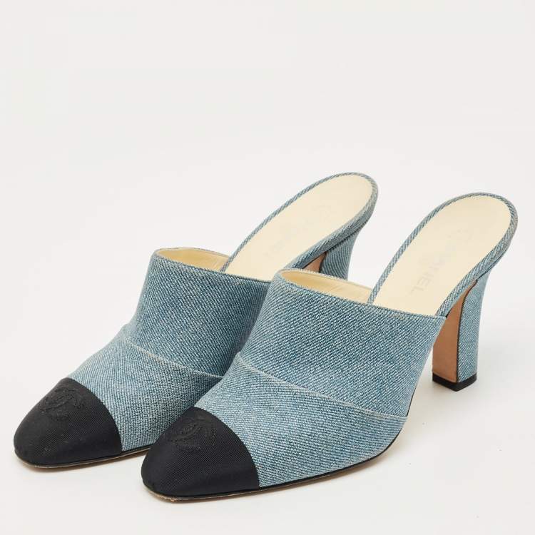 Pre Owned Chanel Blue/Black Denim and Fabric CC Cap Toe Mules Size 36