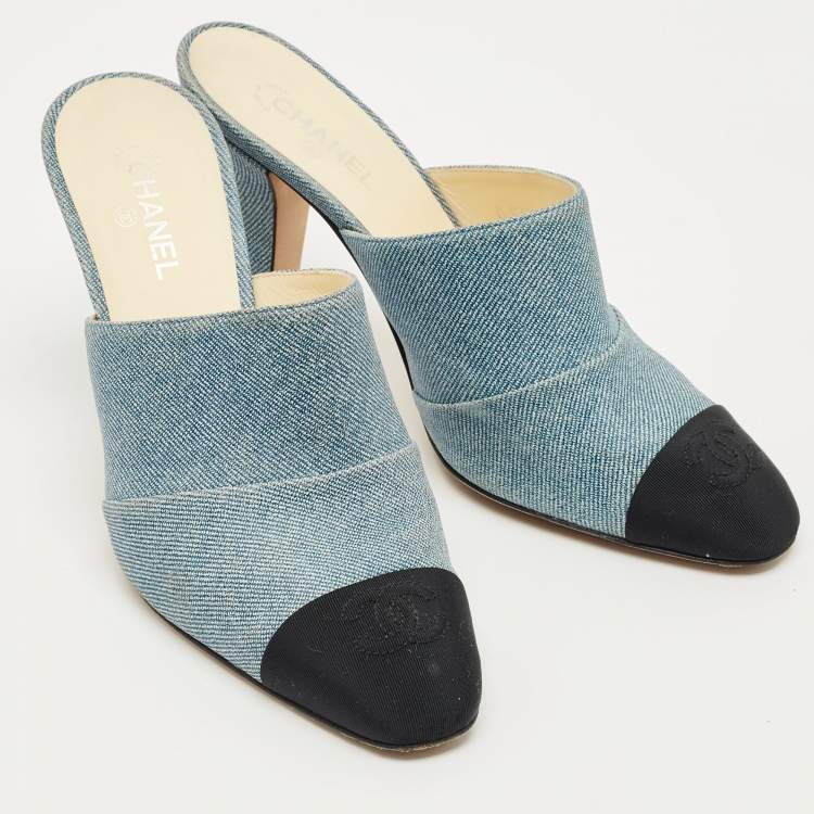 Pre Owned Chanel Blue/Black Denim and Fabric CC Cap Toe Mules Size 36