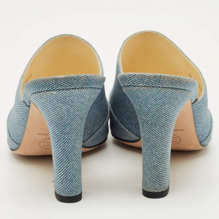 Pre Owned Chanel Blue/Black Denim and Fabric CC Cap Toe Mules Size 36