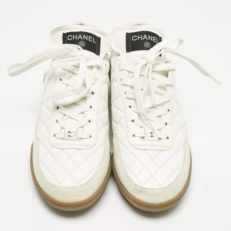 Pre Owned Chanel White/Grey Perforated Leather and Suede CC Low Top Sneakers Size 39