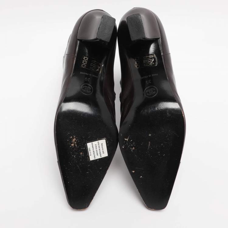 Pre Owned Chanel Brown Leather Vintage CC Mid Calf Boots Size 39