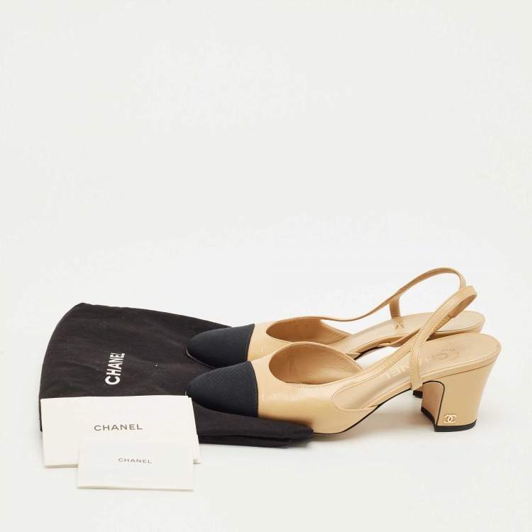 Pre Owned Chanel Cream/Black Canvas and Leather CC Slingback Pumps Size 37.5
