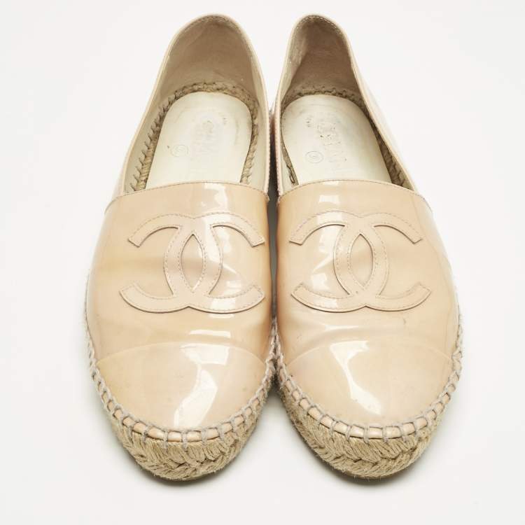 Pre Owned Chanel Beige Patent Leather CC Cap Toe Espadrille Flats Size 38