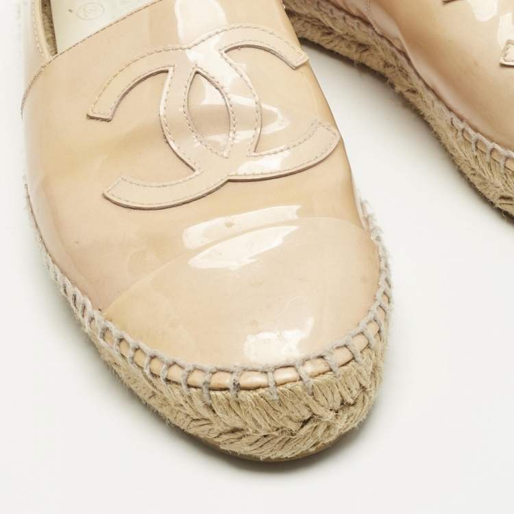 Pre Owned Chanel Beige Patent Leather CC Cap Toe Espadrille Flats Size 38