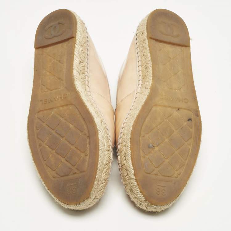 Pre Owned Chanel Beige Patent Leather CC Cap Toe Espadrille Flats Size 38
