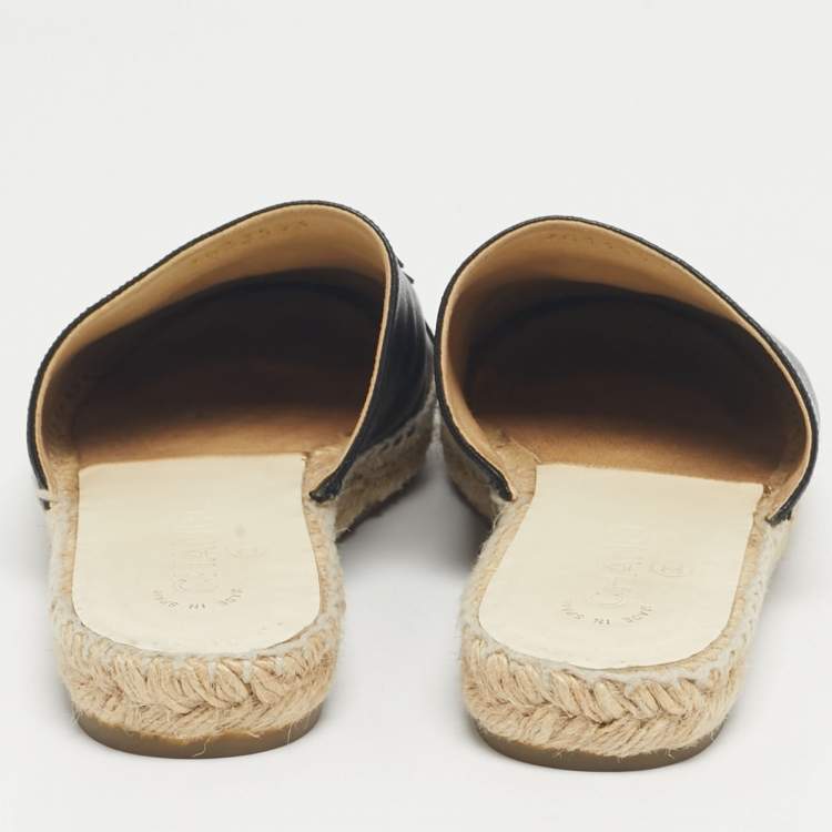 Pre Owned Chanel Black Patent and Leather CC Espadrille Mules Size 38