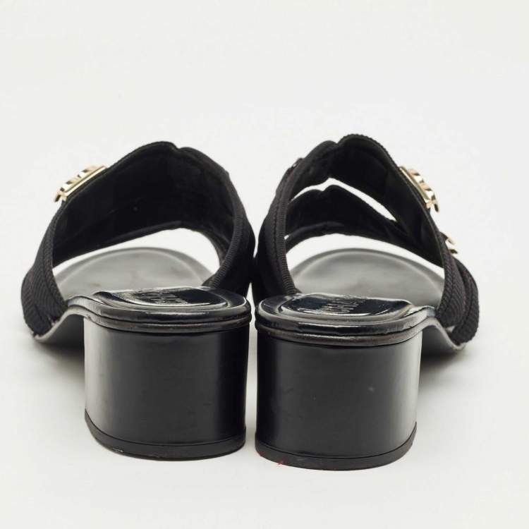 Pre Owned Chanel Black Canvas CC Slide Sandals Size 40.5