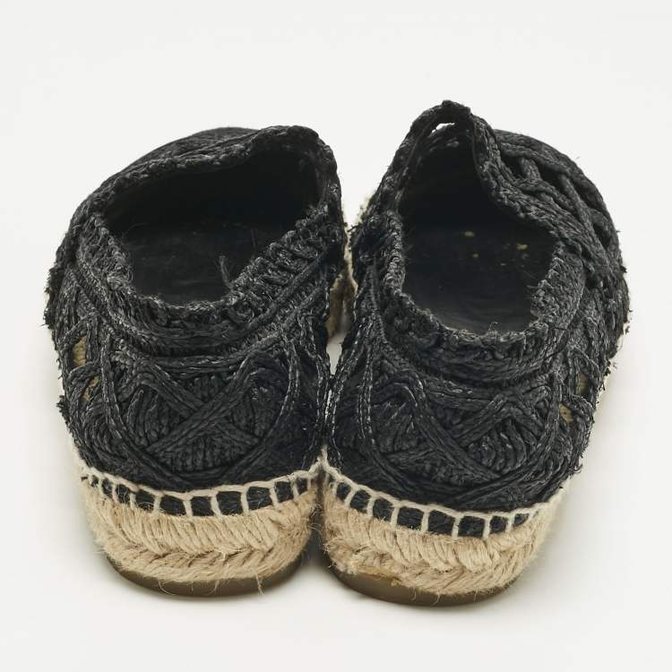 Pre Owned Chanel Black Canvas and Straw CC Espadrille Flats Size 38