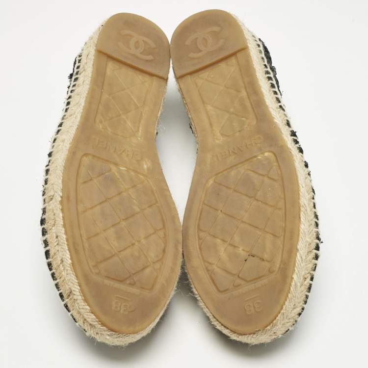 Pre Owned Chanel Black Canvas and Straw CC Espadrille Flats Size 38