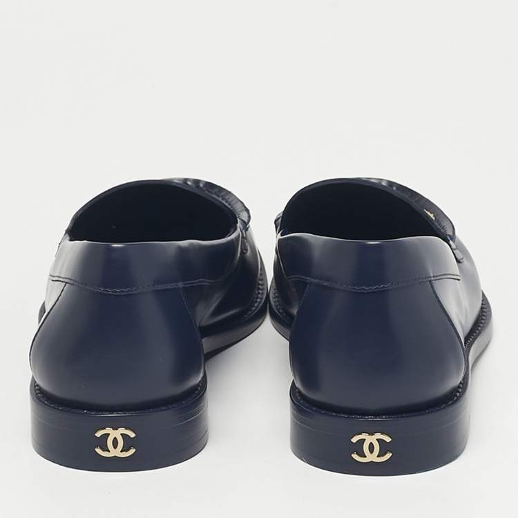 Pre Owned Chanel Navy Blue Leather CC Logo Slip On Loafers Size 38