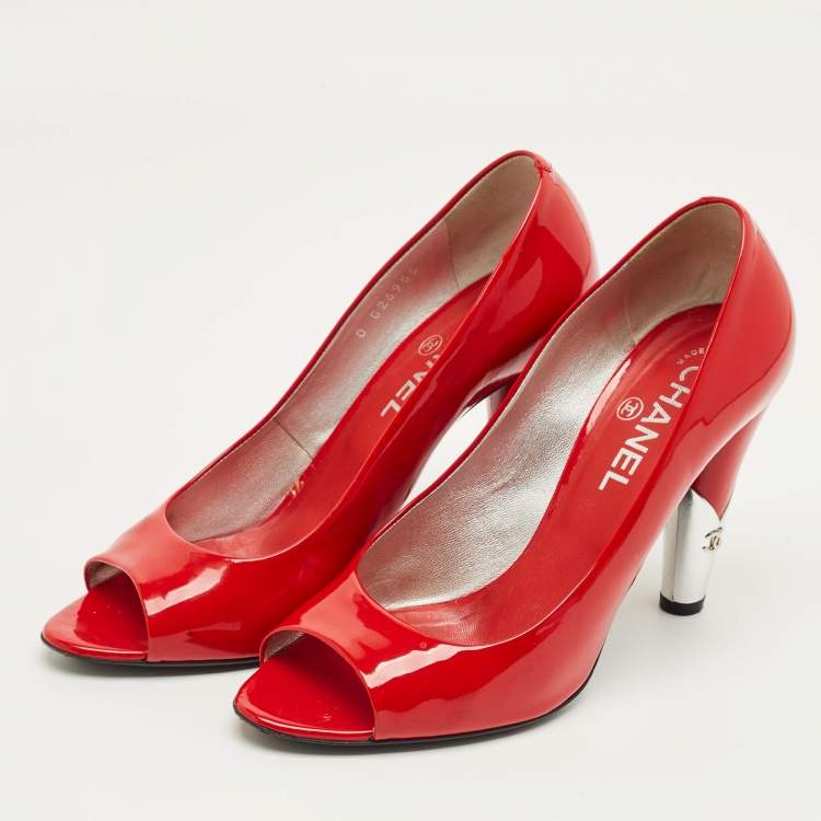 Pre Owned Chanel Red Patent Leather CC Peep Toe Pumps Size 38.5