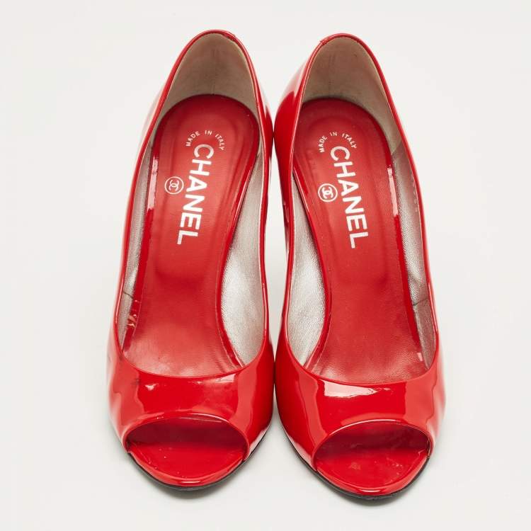 Pre Owned Chanel Red Patent Leather CC Peep Toe Pumps Size 38.5