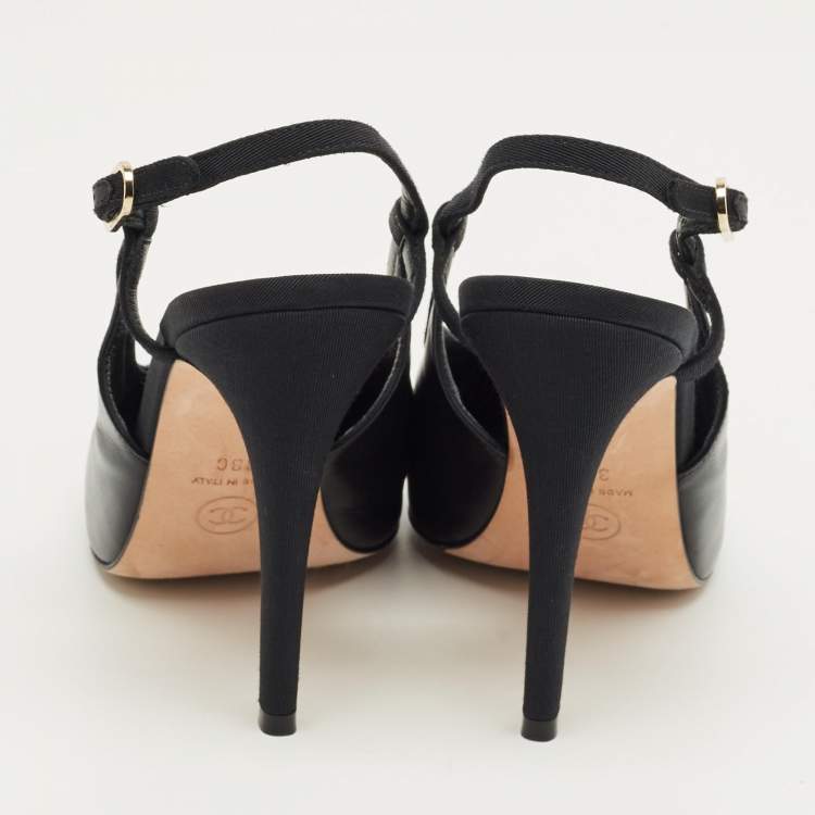 Pre Owned Chanel Black Leather and Canvas CC Cap toe Slingback Pumps Size 38