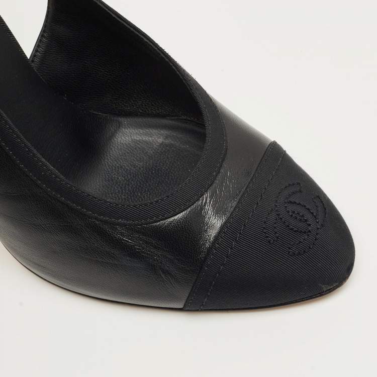 Pre Owned Chanel Black Leather and Canvas CC Cap toe Slingback Pumps Size 38