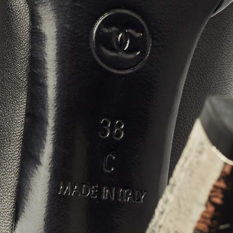 Pre Owned Chanel Black Leather and Patent Leather CC Cap Toe Platform Pumps Size 38