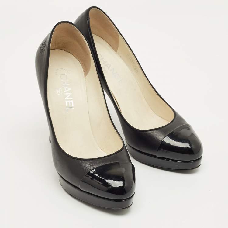 Pre Owned Chanel Black Leather and Patent Leather CC Cap Toe Platform Pumps Size 38