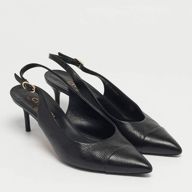 Pre Owned Chanel Black Leather CC Cap toe Slingback Pumps Size 40.5