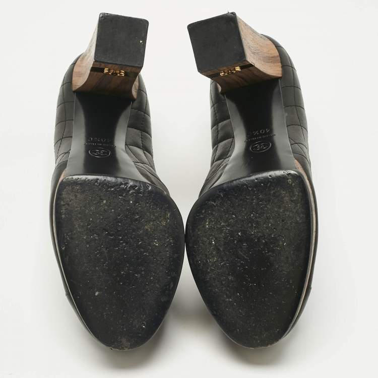 Pre Owned Chanel Black Quilted Leather CC Block Heel Booties Size 40.5