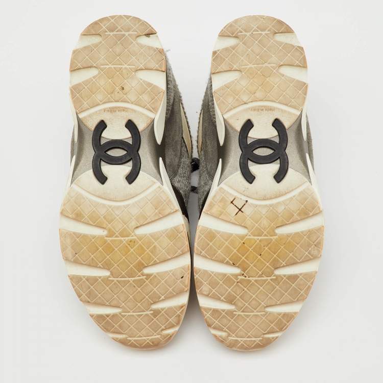 Pre Owned Chanel Grey/White Tweed, Suede and Leather Low Top CC Sneakers Size 35.5