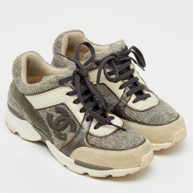 Pre Owned Chanel Grey/White Tweed, Suede and Leather Low Top CC Sneakers Size 35.5