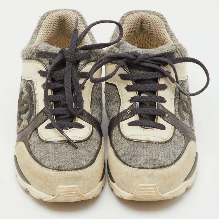 Pre Owned Chanel Grey/White Tweed, Suede and Leather Low Top CC Sneakers Size 35.5